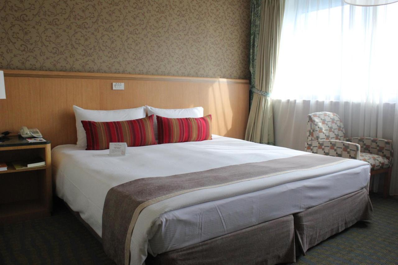 فندق شاتو دي شاين هوالين مدينة هوالين المظهر الخارجي الصورة A hotel room