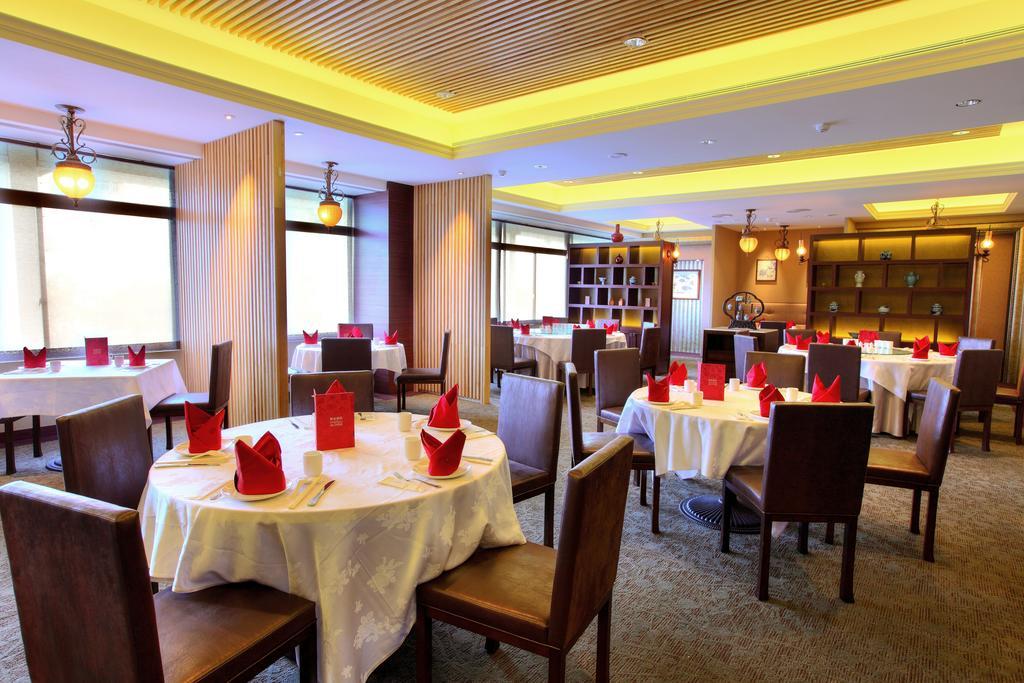 فندق شاتو دي شاين هوالين مدينة هوالين المظهر الخارجي الصورة Restaurant