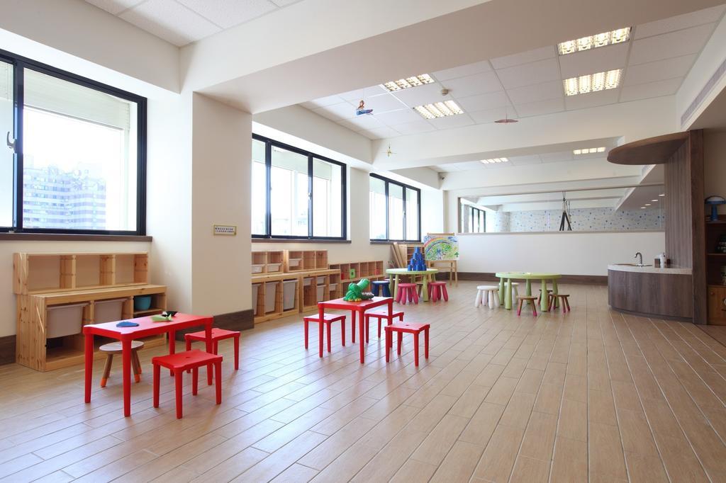 فندق شاتو دي شاين هوالين مدينة هوالين المظهر الخارجي الصورة Kindergarten