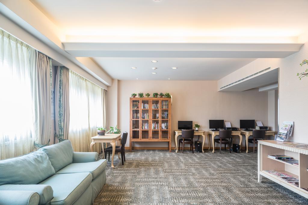 فندق شاتو دي شاين هوالين مدينة هوالين المظهر الخارجي الصورة Library