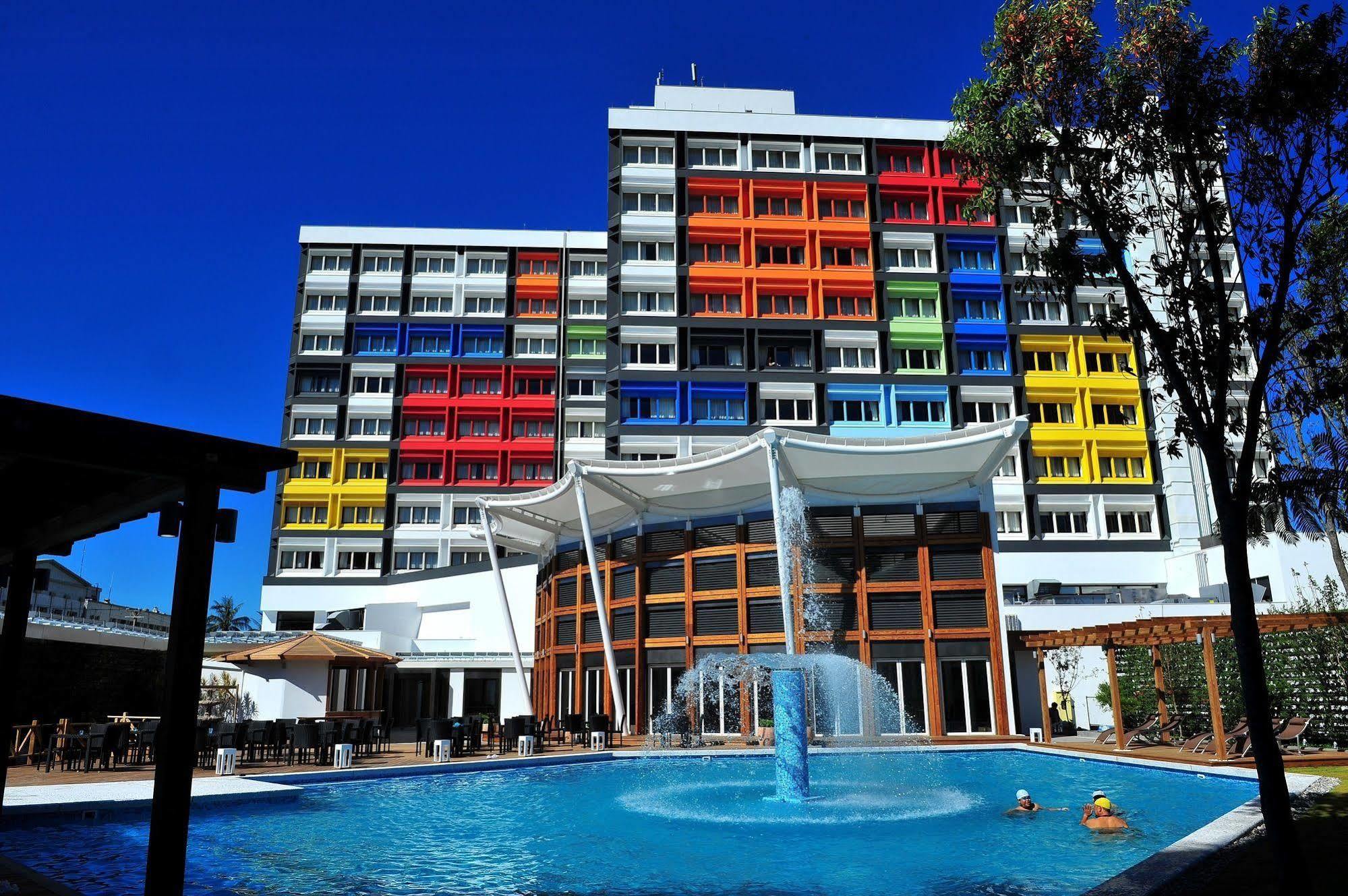 فندق شاتو دي شاين هوالين مدينة هوالين المظهر الخارجي الصورة The hotel's swimming pool